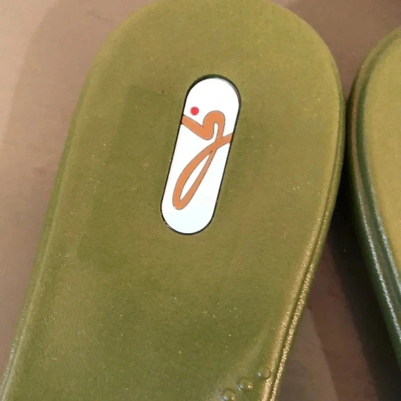 Oka-b slides - Picture 2 of 9